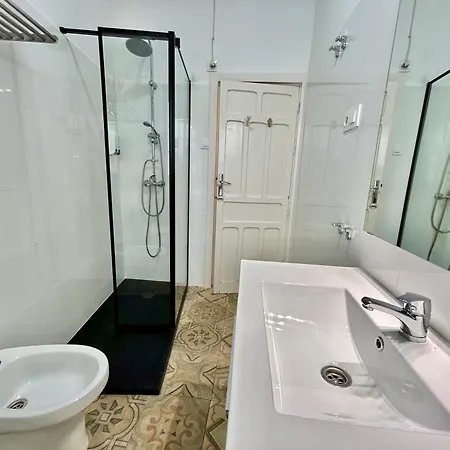 Acogedor 8pax 4bdr 2bth - Cozyhomesevilla1 Appartamento