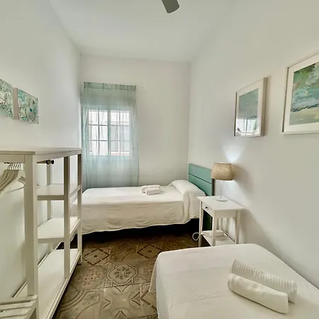 Acogedor 8pax 4bdr 2bth - Cozyhomesevilla1 Appartamento *